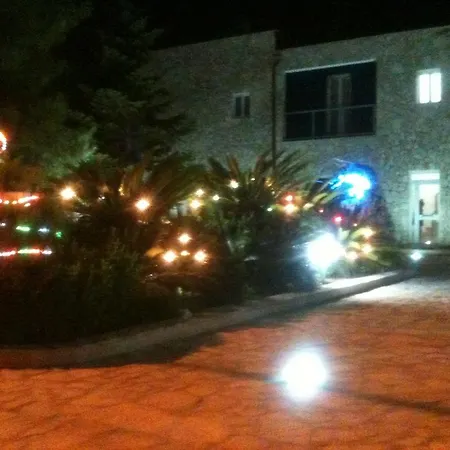 Frühstückspension Fly 3*